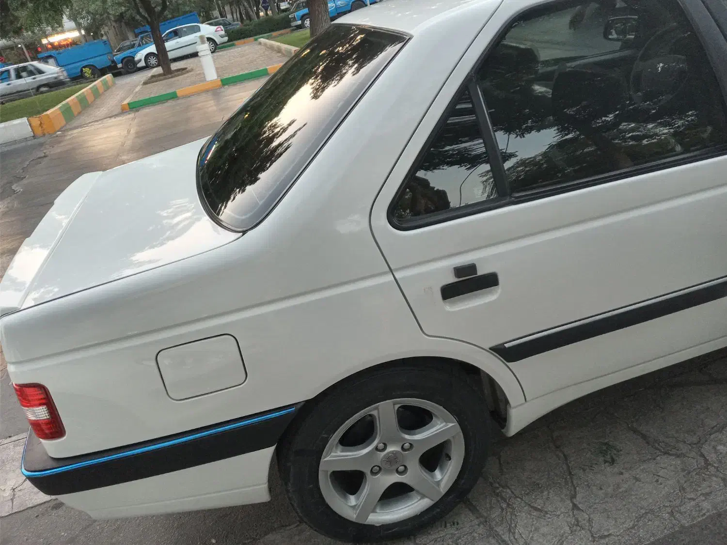 پژو 405 SLX بنزینی TU5 - 1393