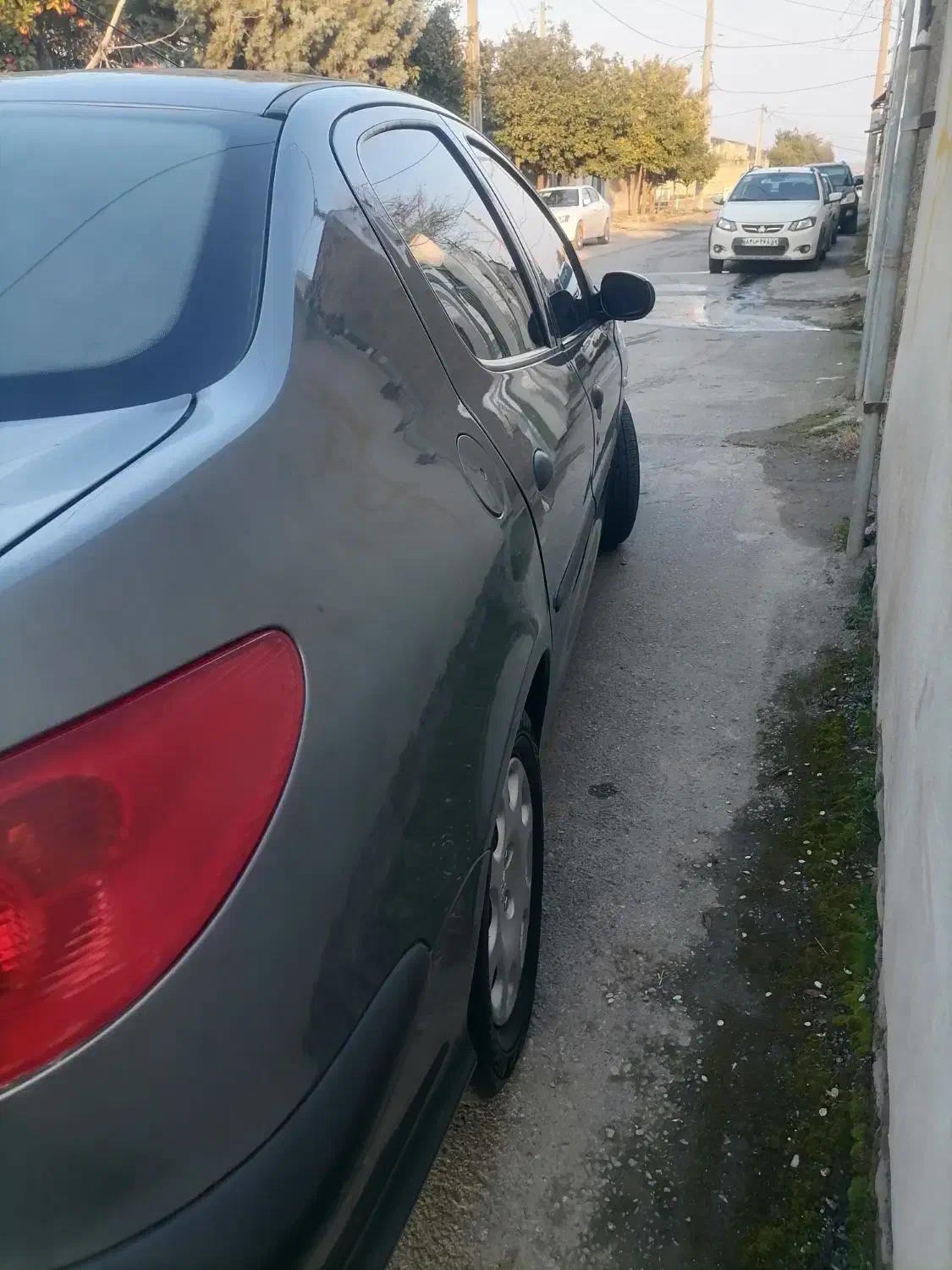 پژو ۲۰۶ صندوق دار v8 - 1396