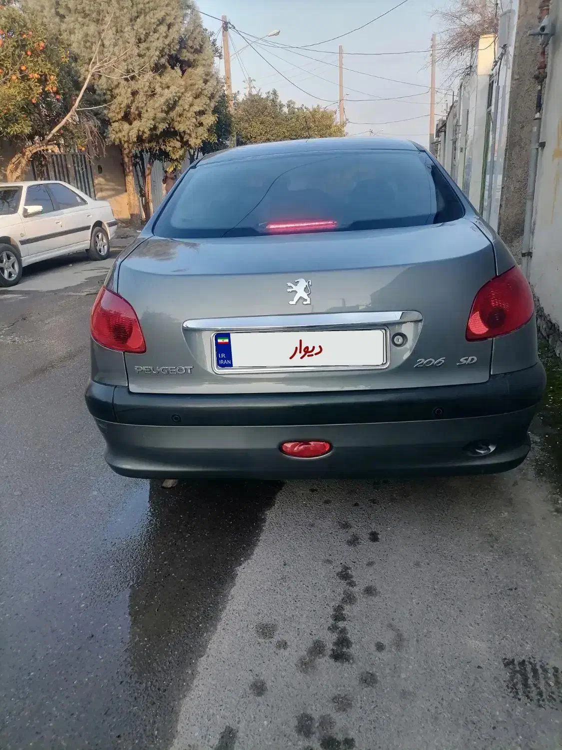 پژو ۲۰۶ صندوق دار v8 - 1396