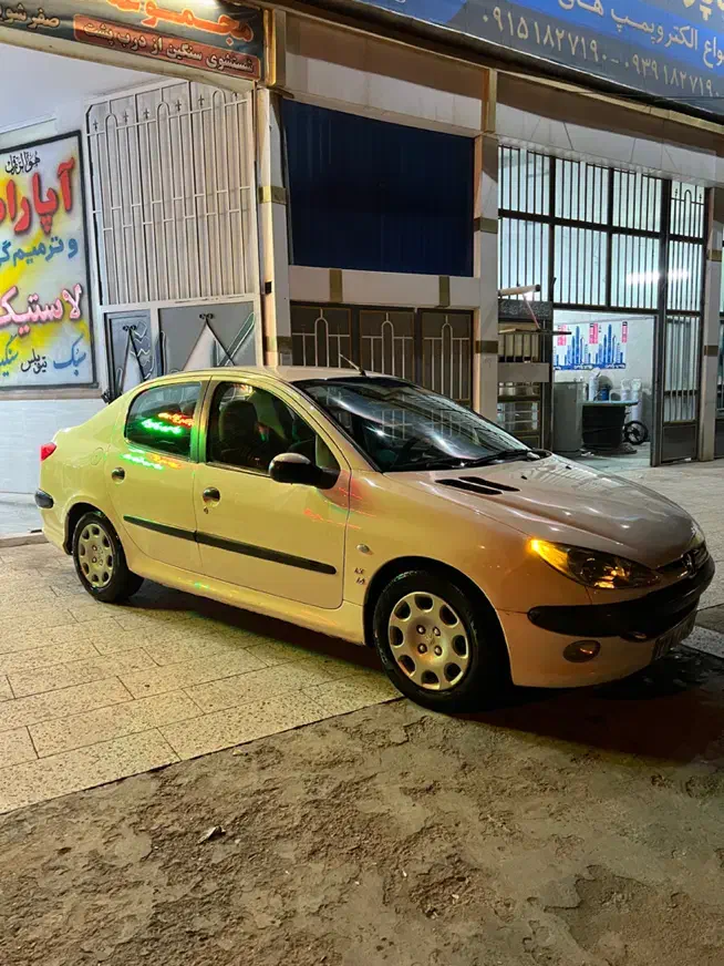 پژو ۲۰۶ صندوق دار v8 - 1389