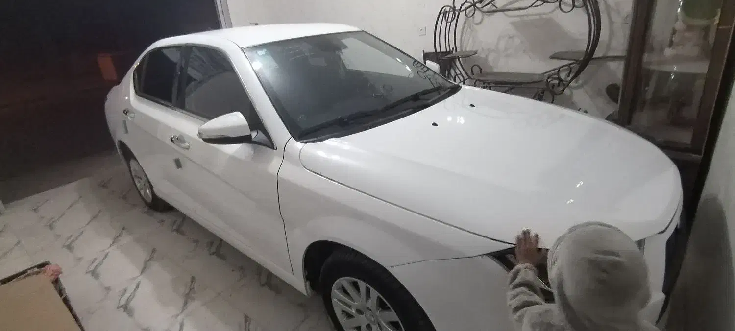 دنا پلاس ۶ دنده EF7p - 1403