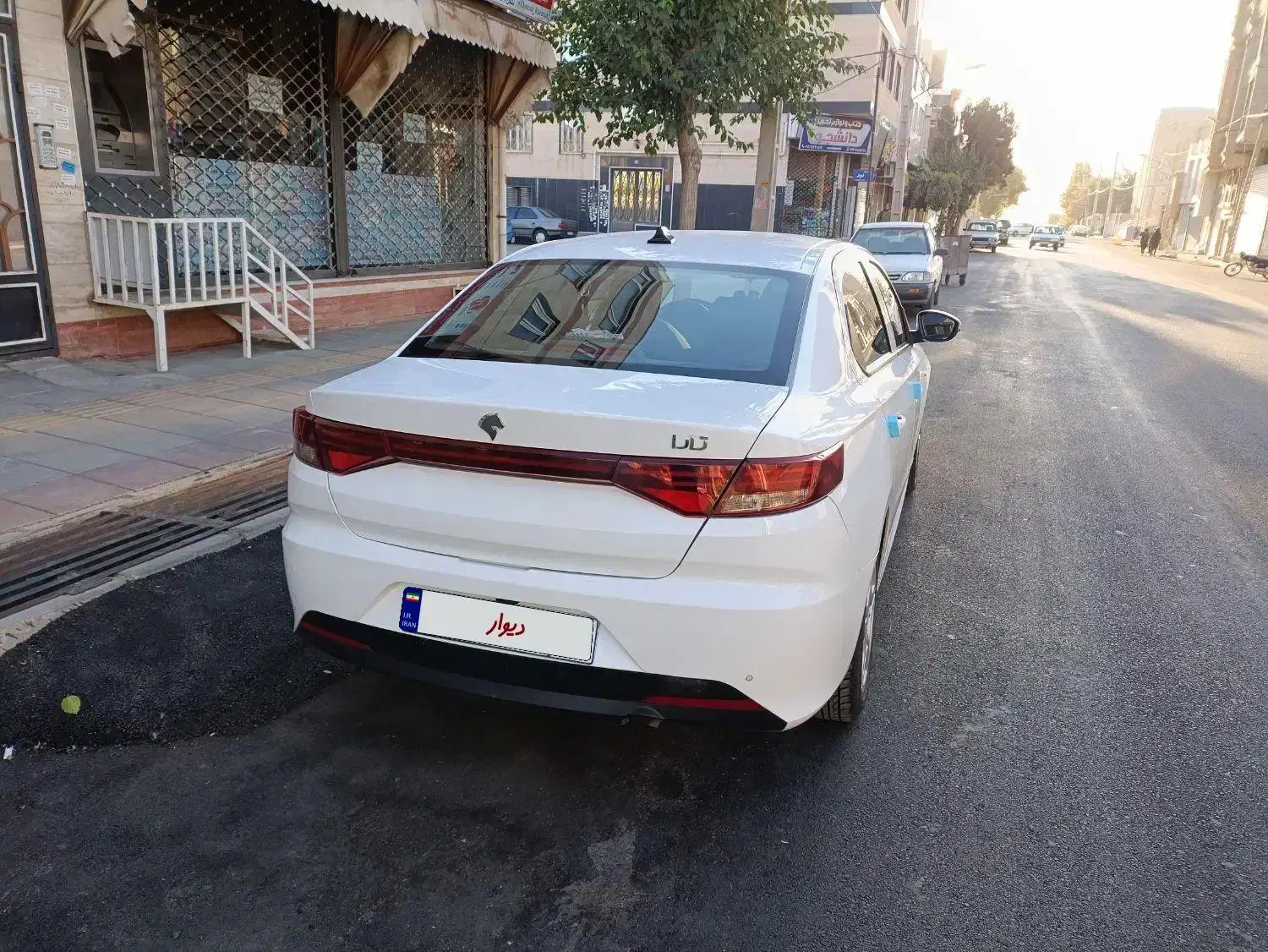 تارا دنده‌ای v1 پلاس ۶ دنده - 1403