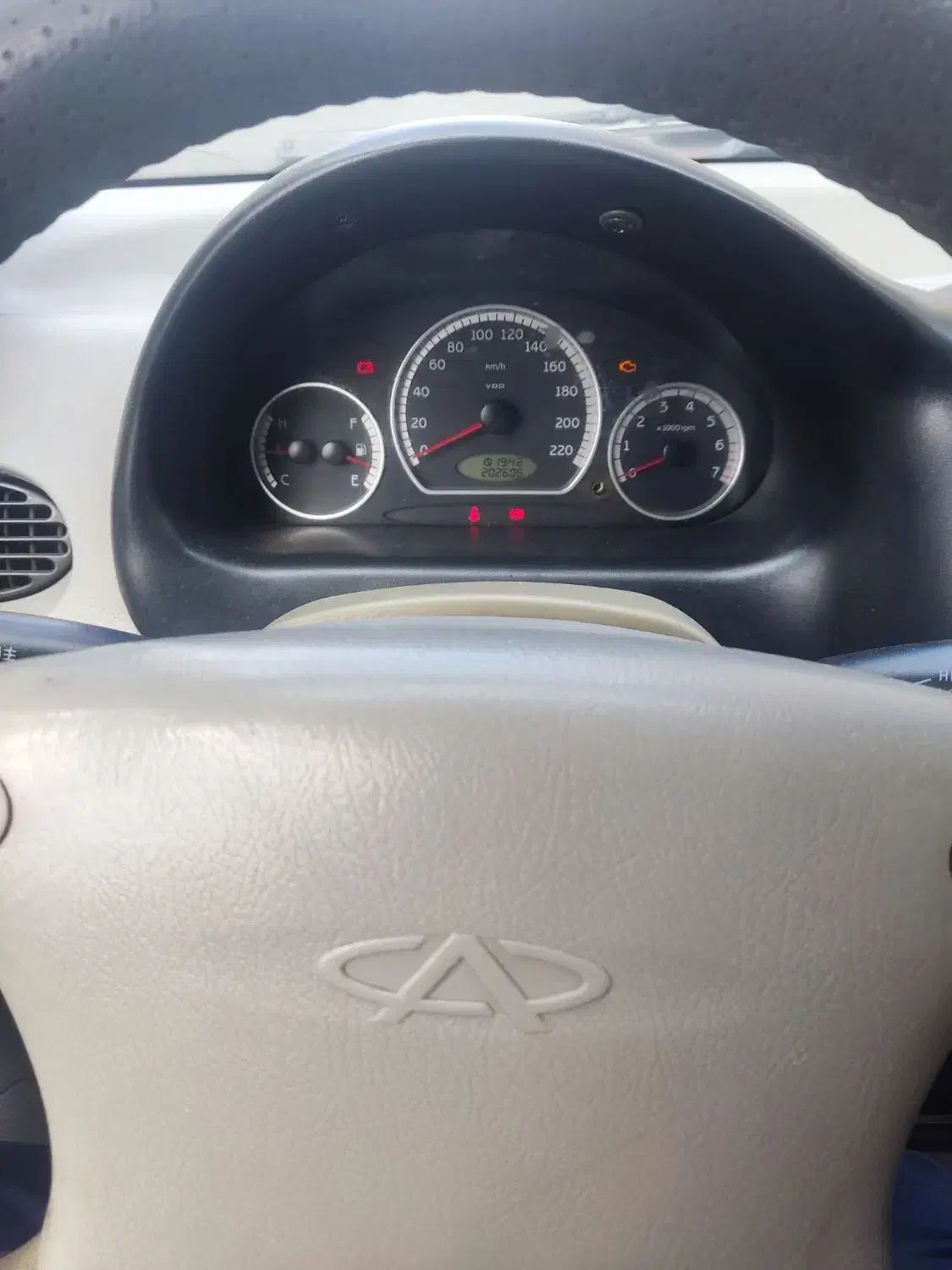 ام وی ام 110 سه سیلندر - 1384