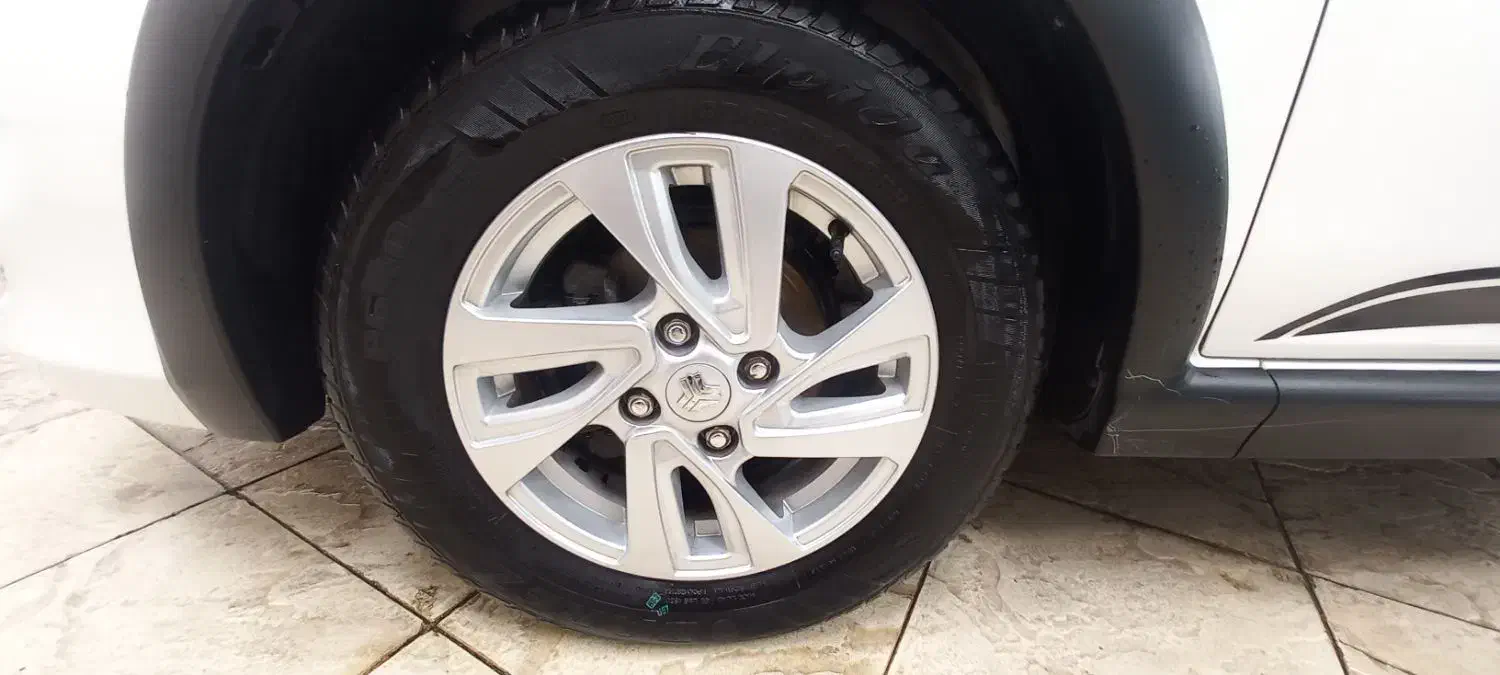 کوییک R دنده‌ای - 1401