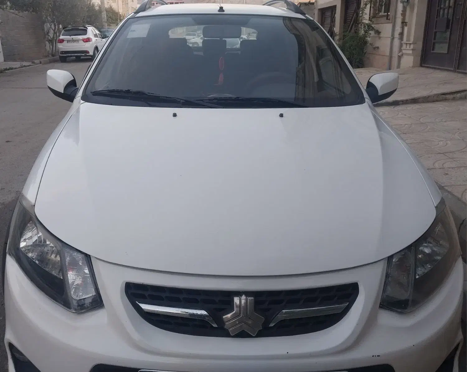 خودرو کوییک، معمولی آگهی ann_20939774