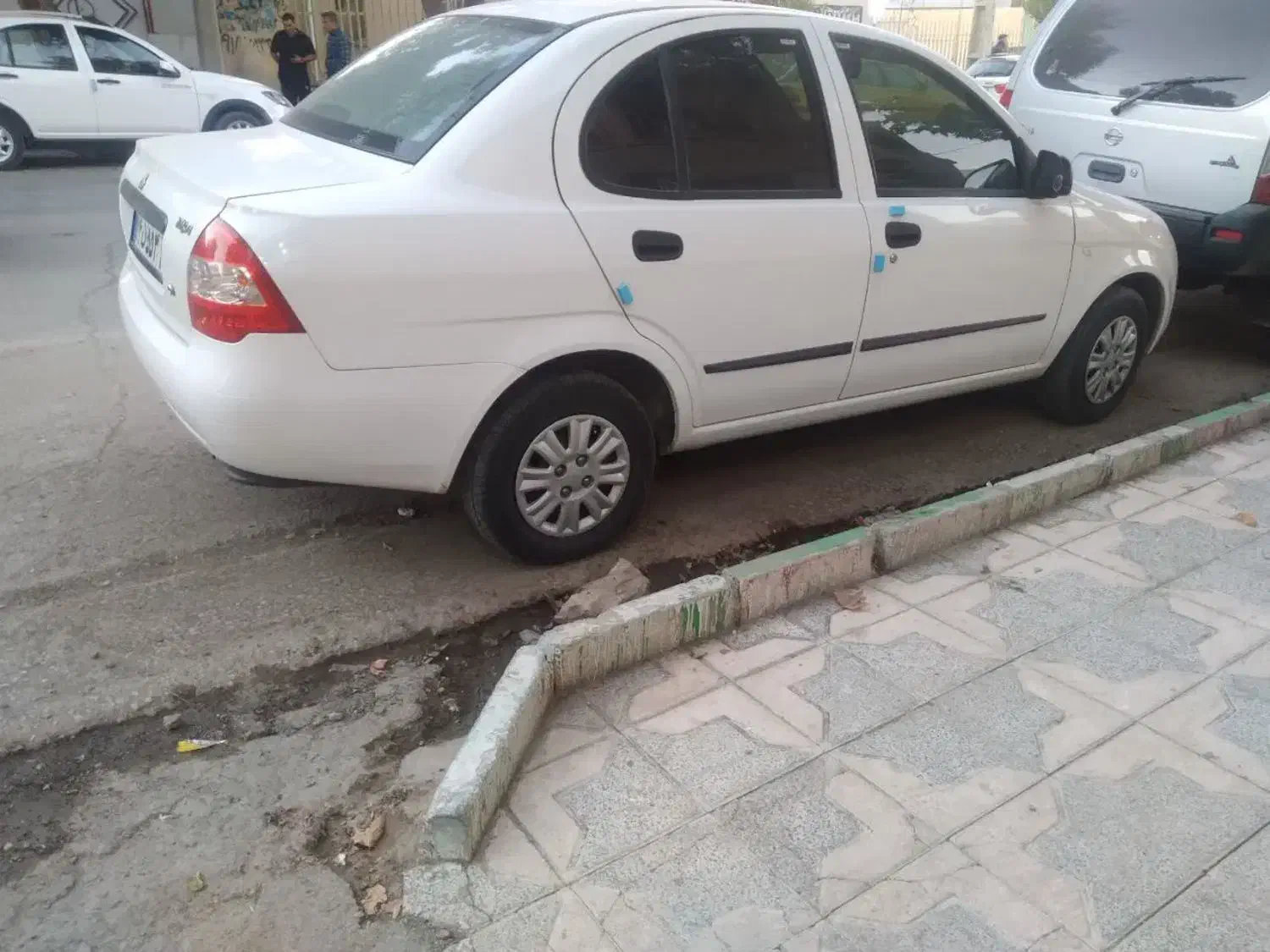 تیبا صندوق دار SX - 1399