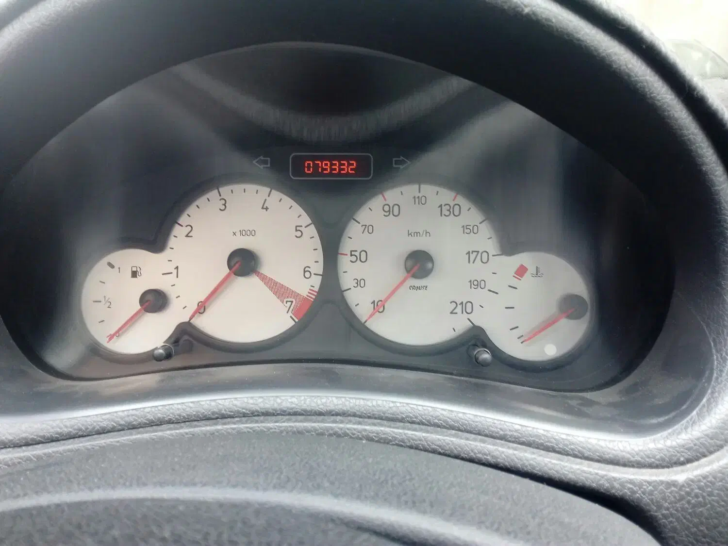 پژو ۲۰۶ صندوق دار v8 - 1398