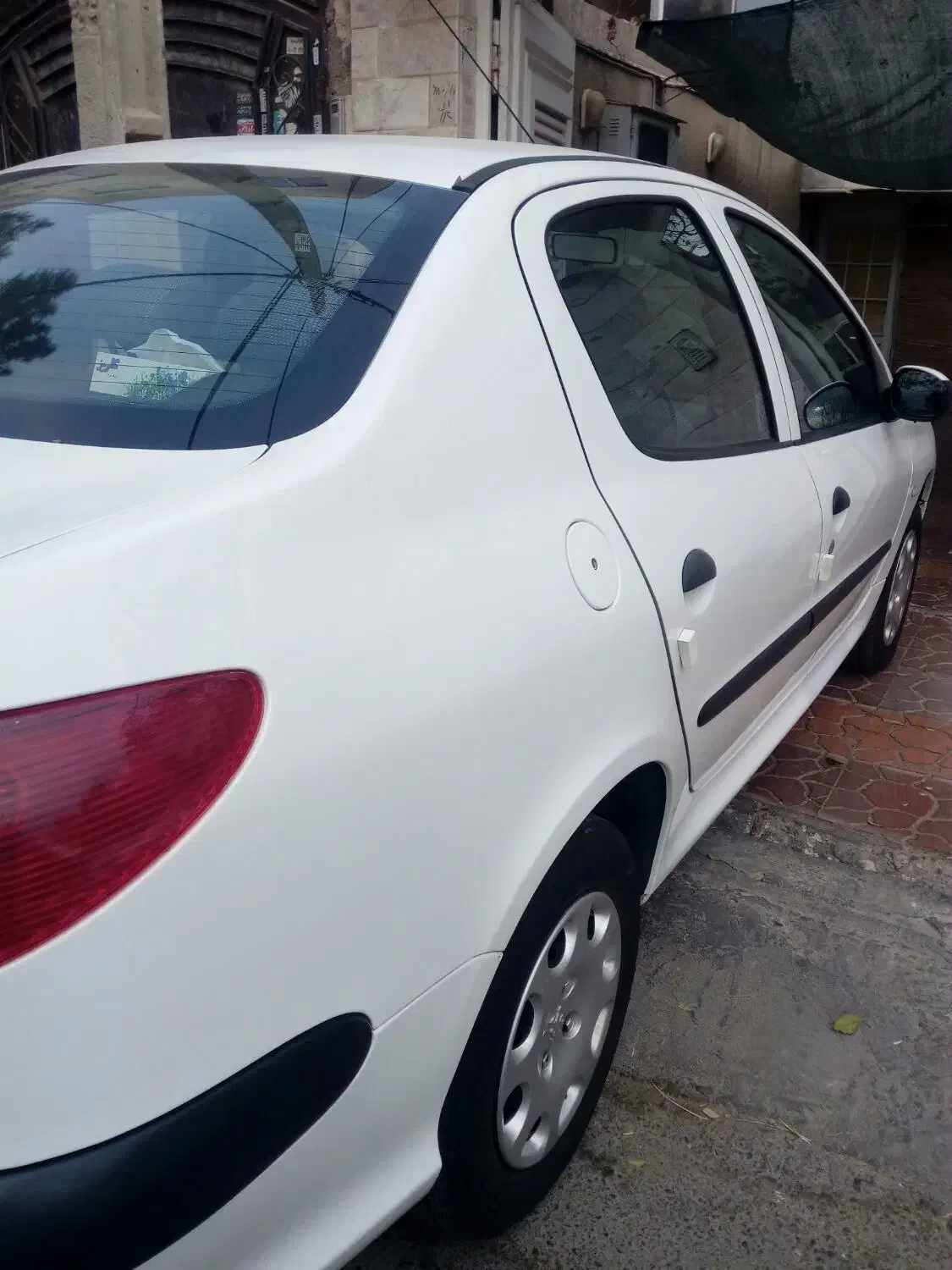 پژو ۲۰۶ صندوق دار v8 - 1398