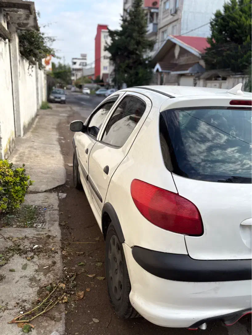 پژو 206 تیپ 2 - 1390