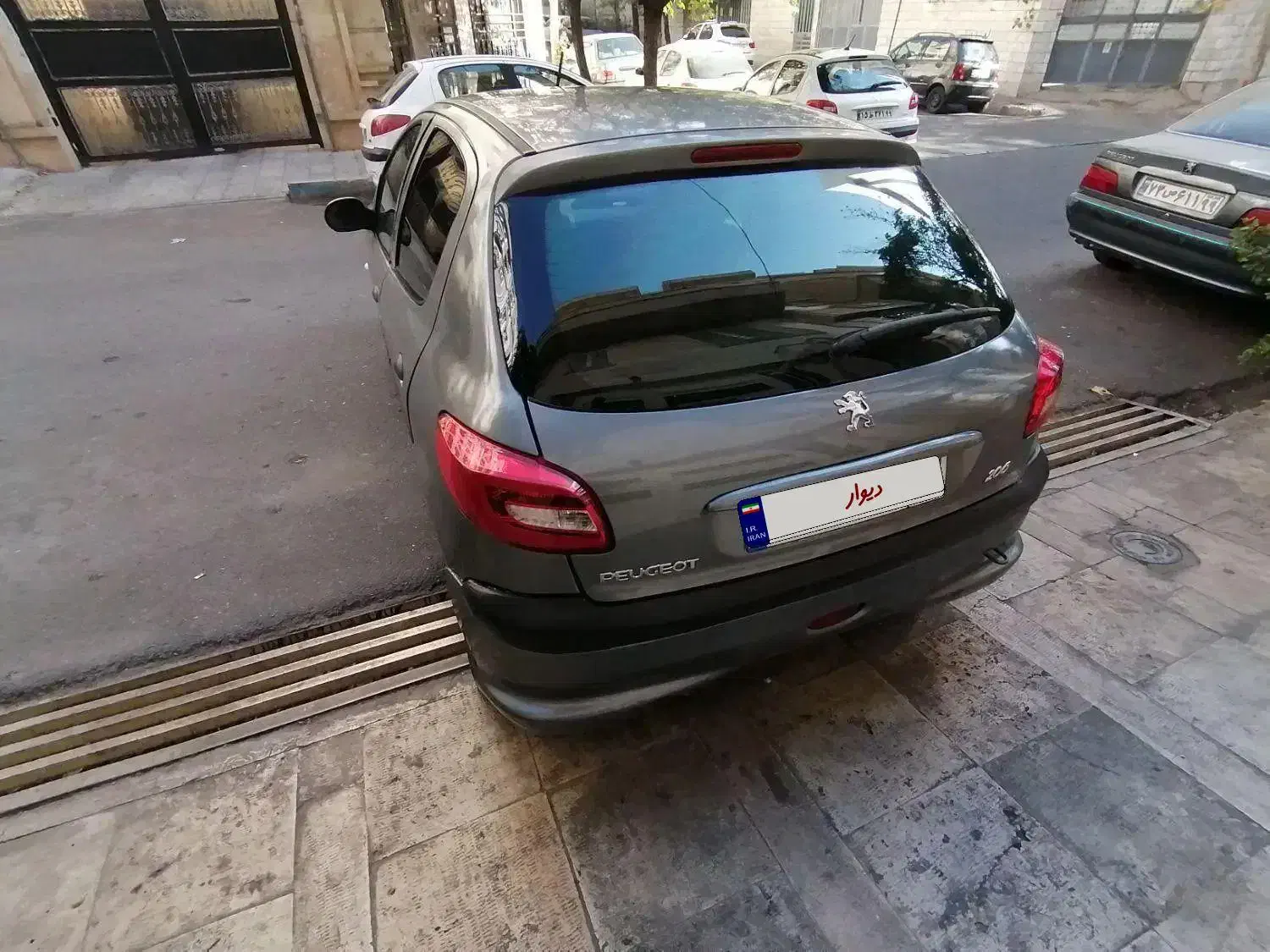 پژو 206 تیپ 5 - 1390