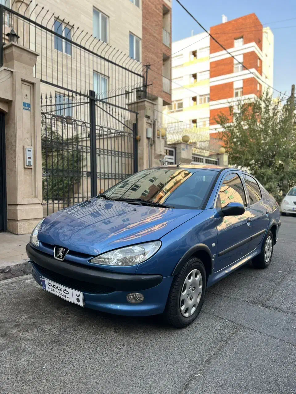 پژو ۲۰۶ صندوق دار v8 - 1395