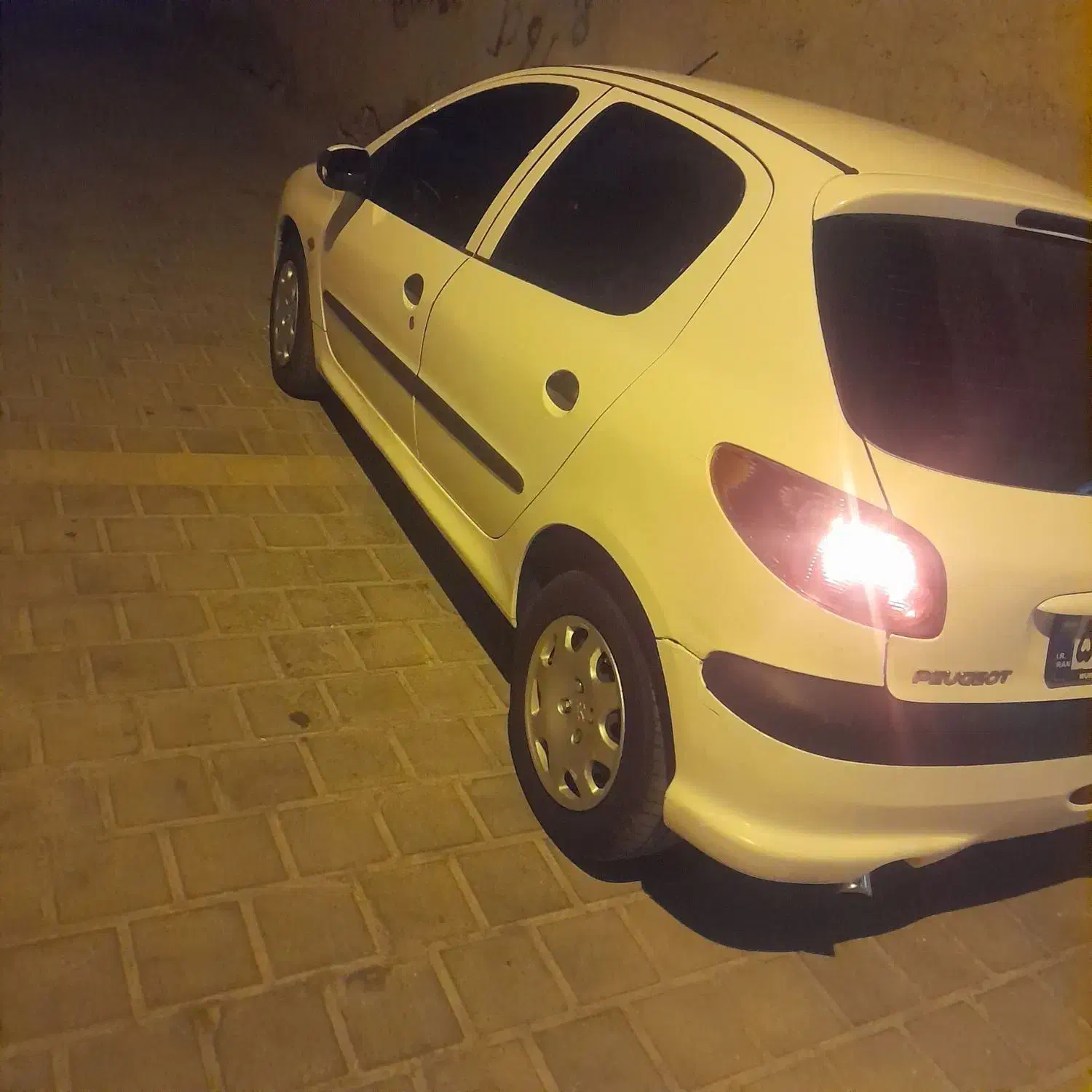 پژو 206 تیپ 2 - 1394