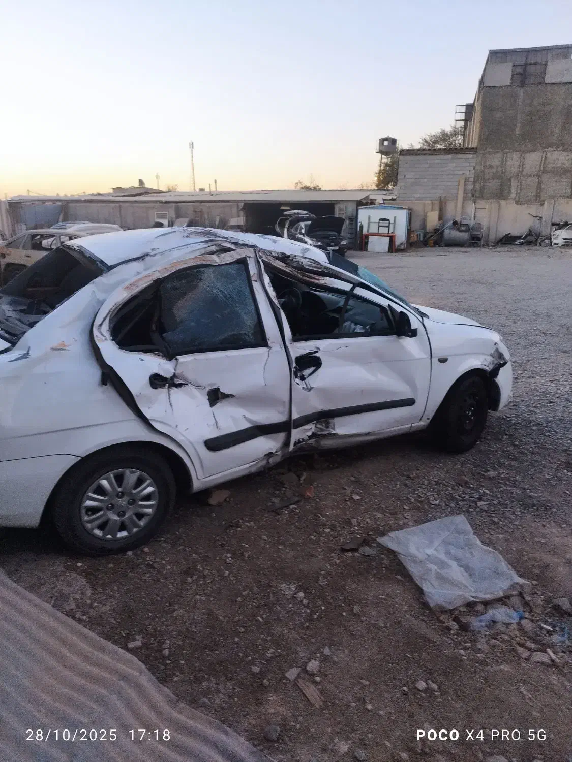 تیبا صندوق دار SX - 1395