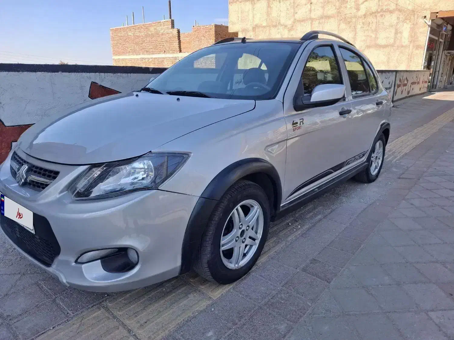 خودرو کوییک، R آگهی ann_20940002