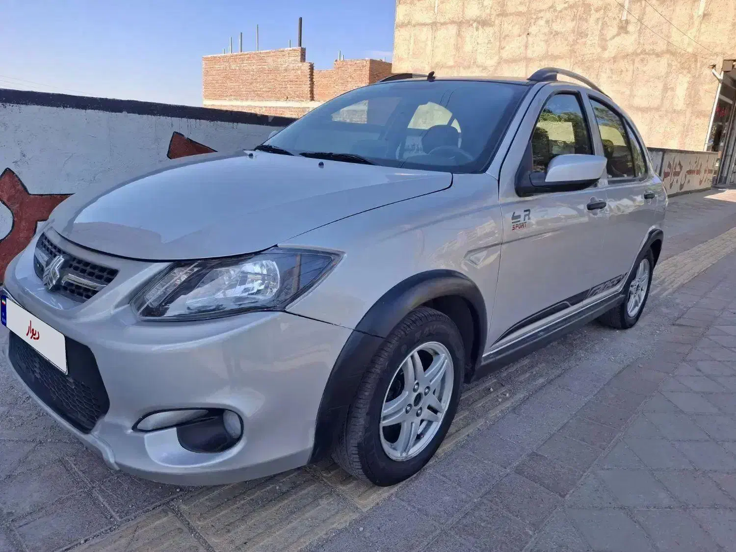 کوییک R دنده‌ای - 1399