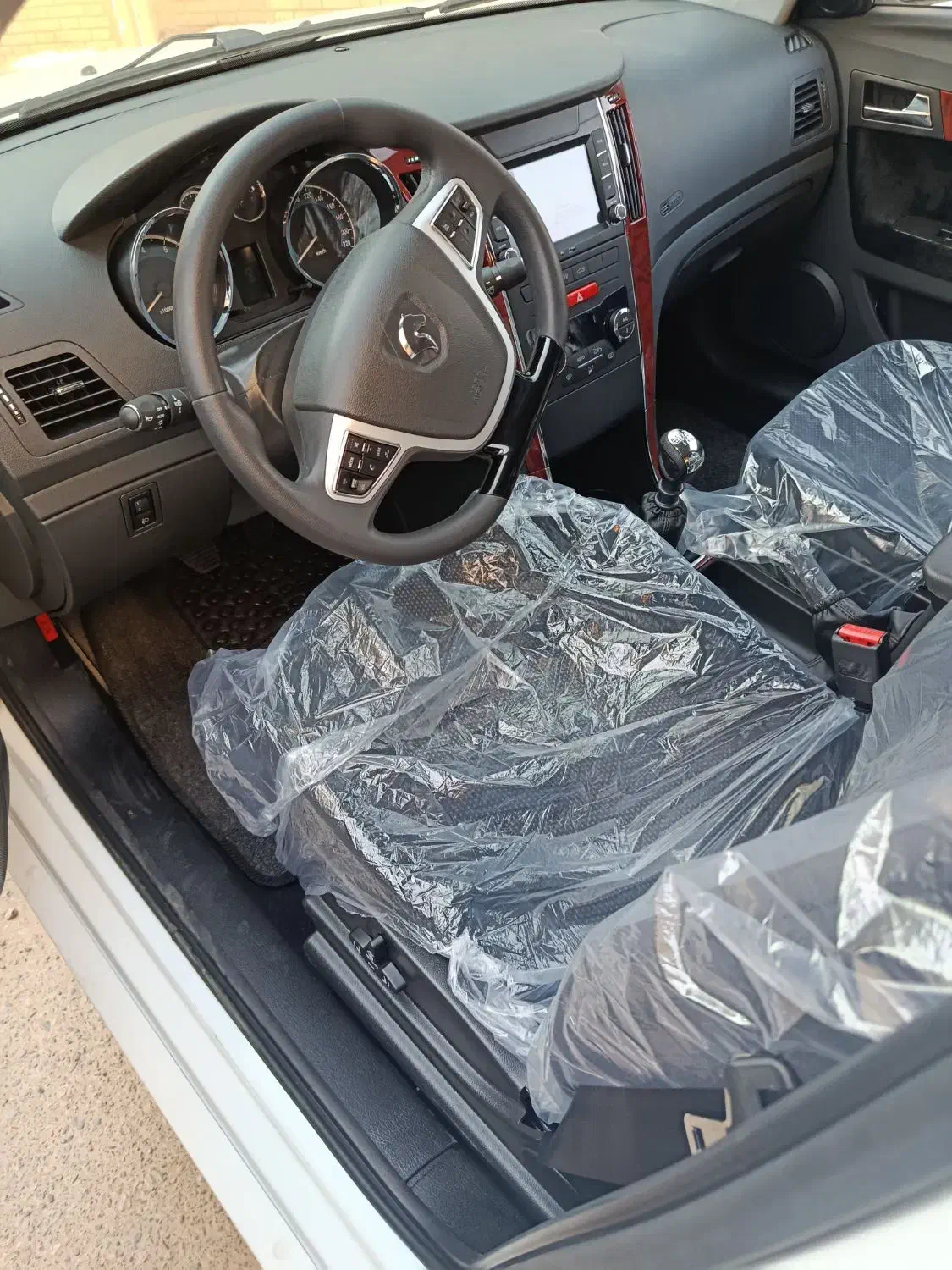 دنا پلاس ۵ دنده EF7 - 1404