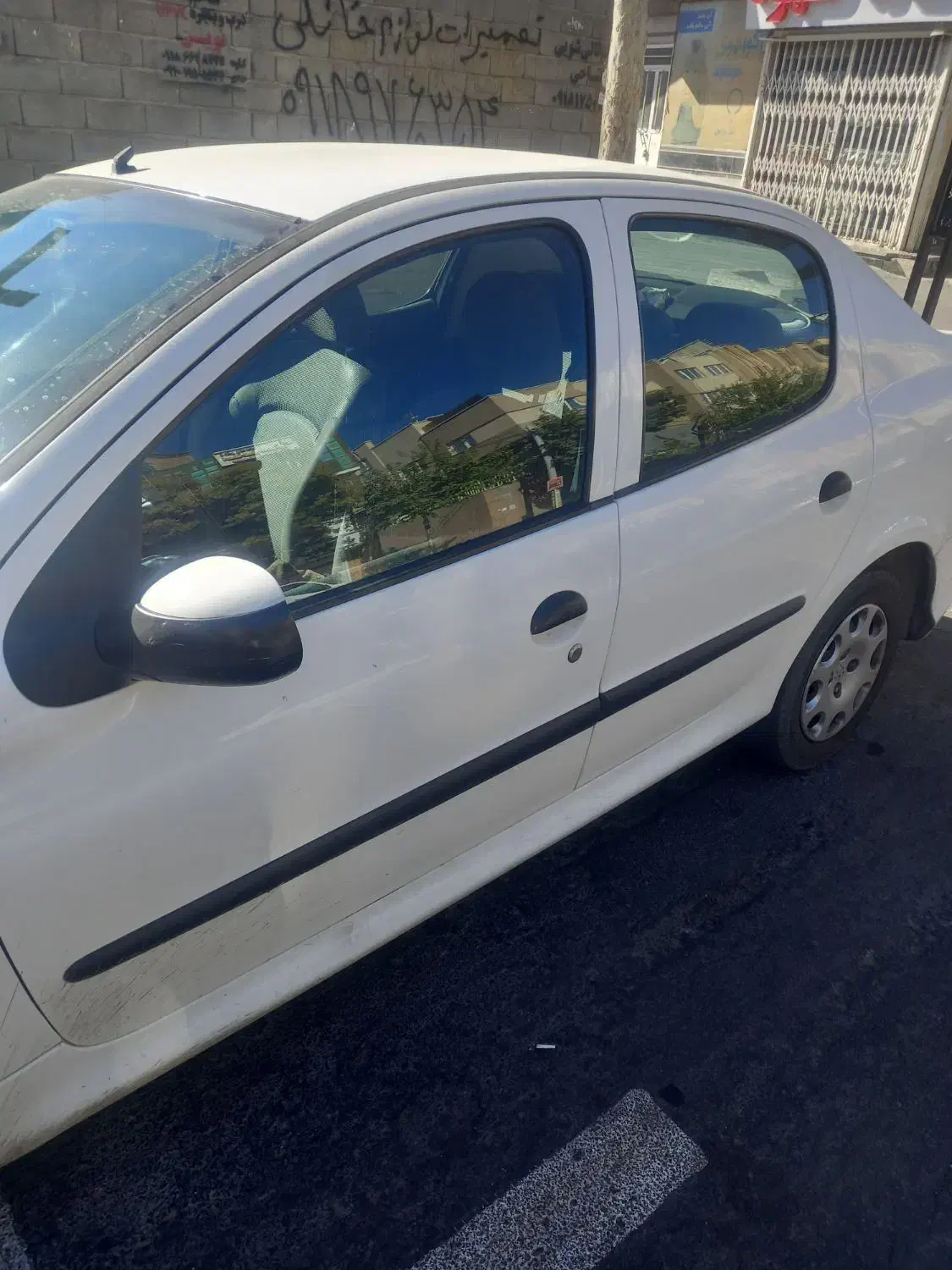 پژو ۲۰۶ صندوق دار v8 - 1393