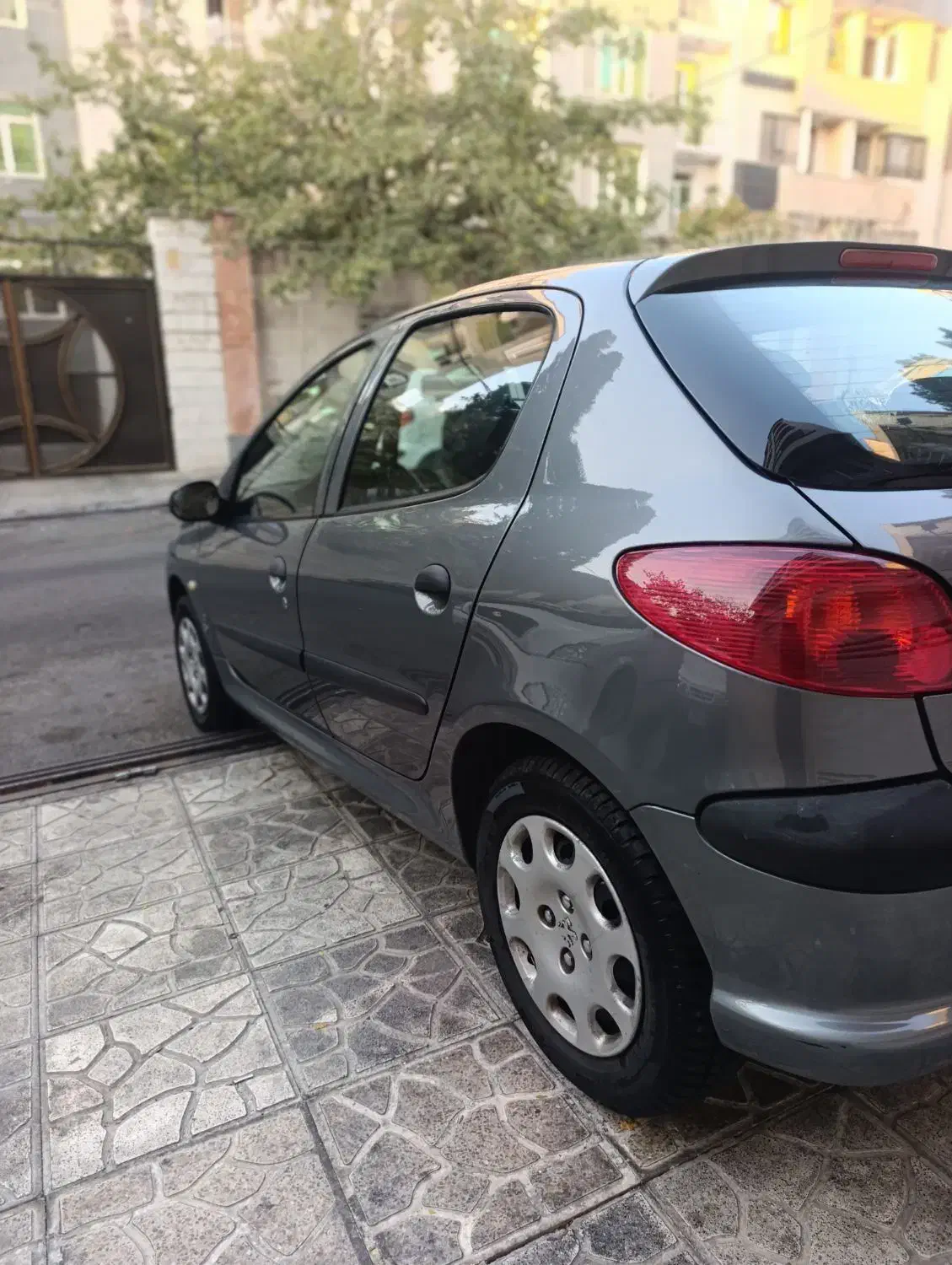 پژو 206 تیپ 5 - 1398