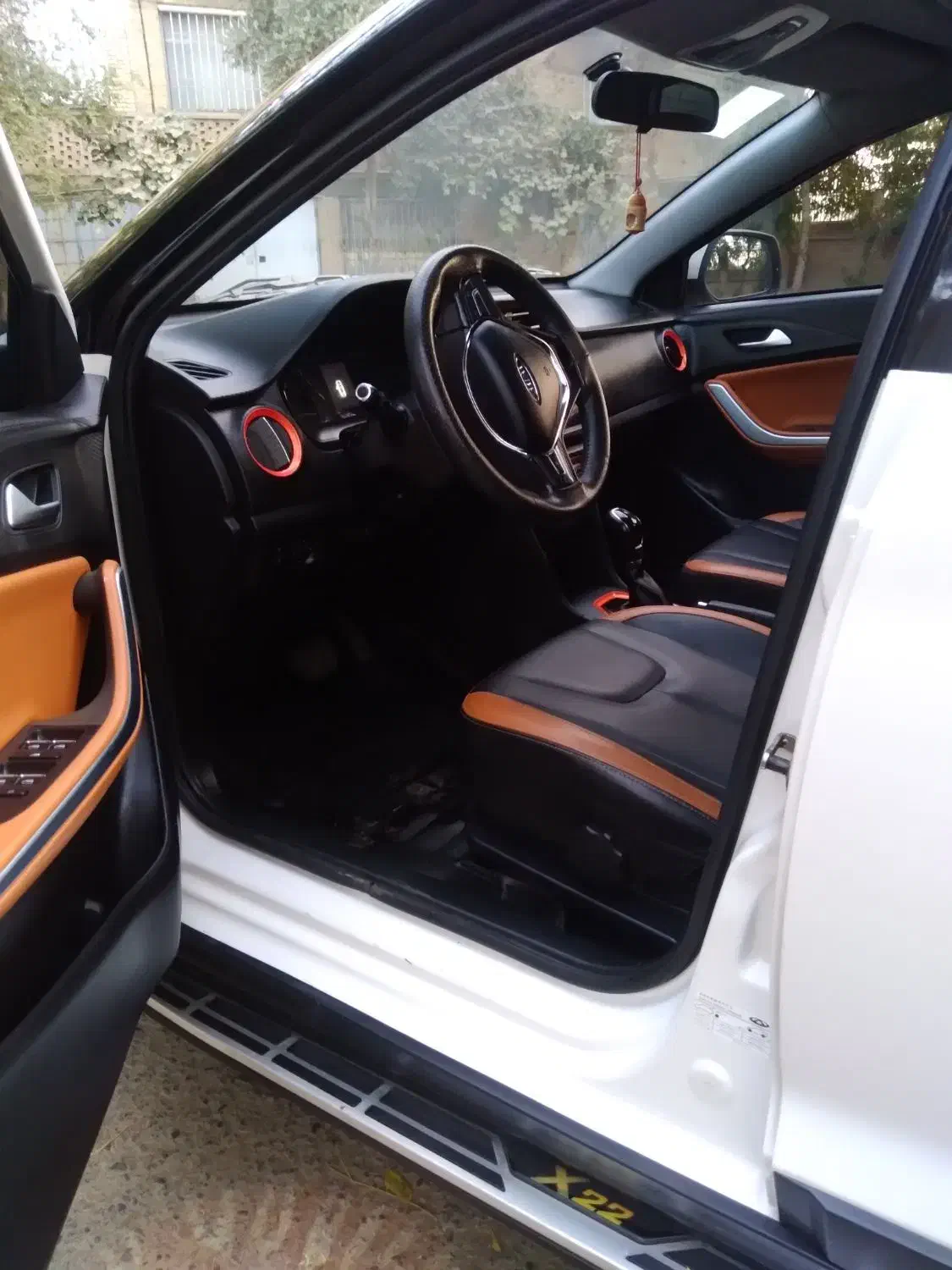 ام وی ام X22 اتوماتیک اسپرت لاکچری - 1399