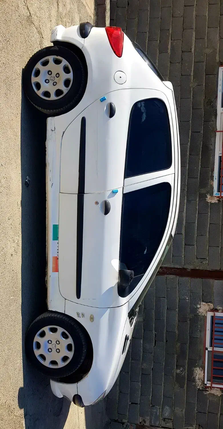 پژو 206 تیپ 2 - 1396