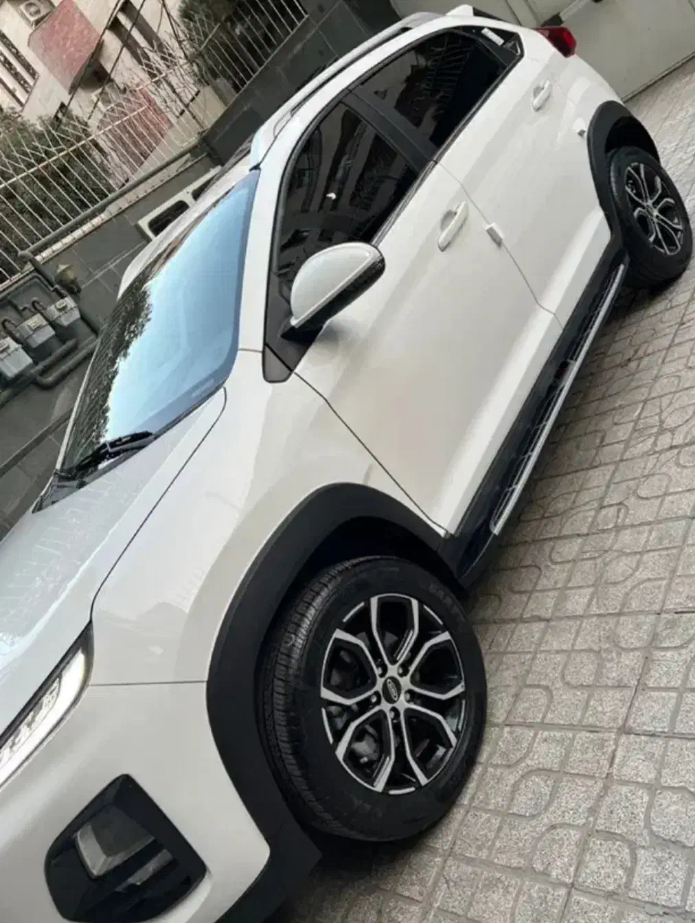 ام وی ام X22 پرو دنده‌ای - 1402