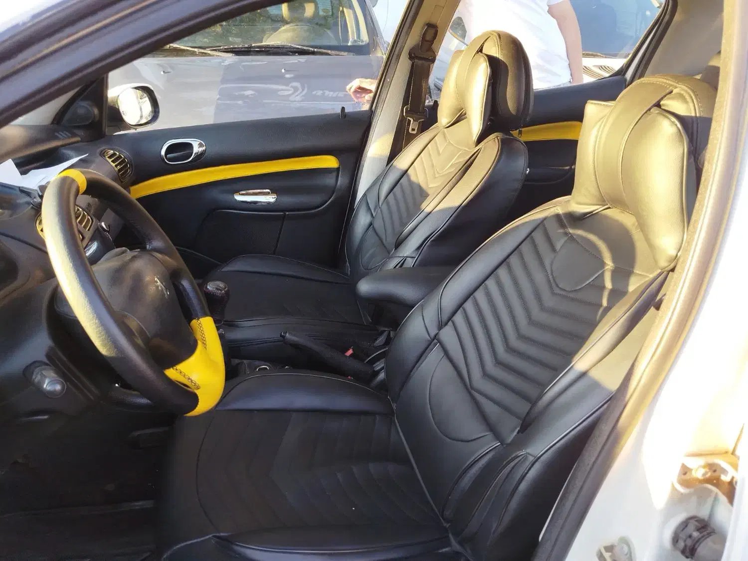 پژو ۲۰۶ صندوق دار v8 - 1395