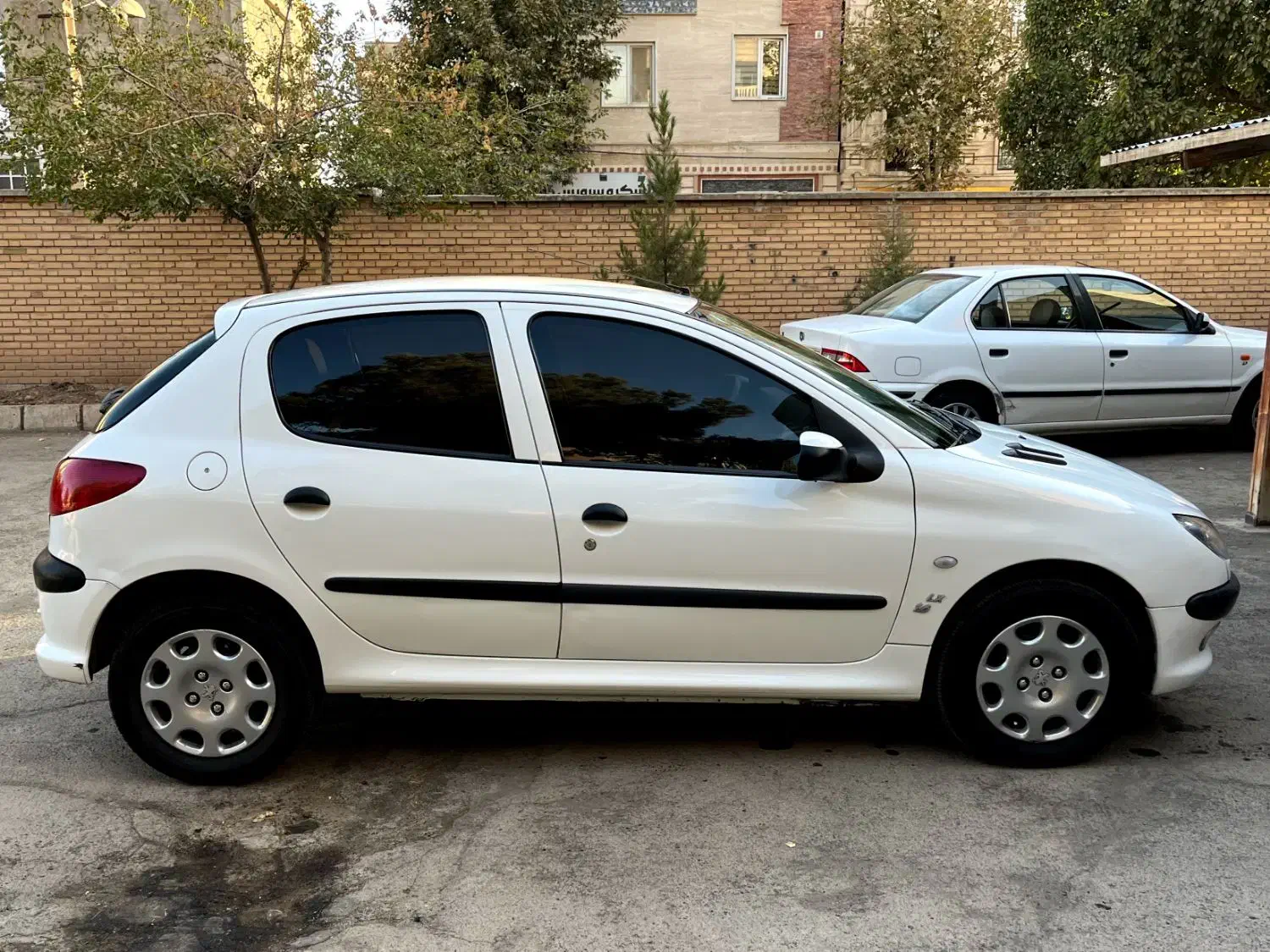 پژو 206 تیپ 5 - 1396