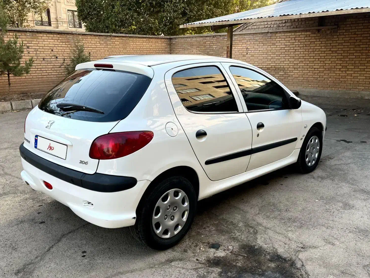 پژو 206 تیپ 5 - 1396
