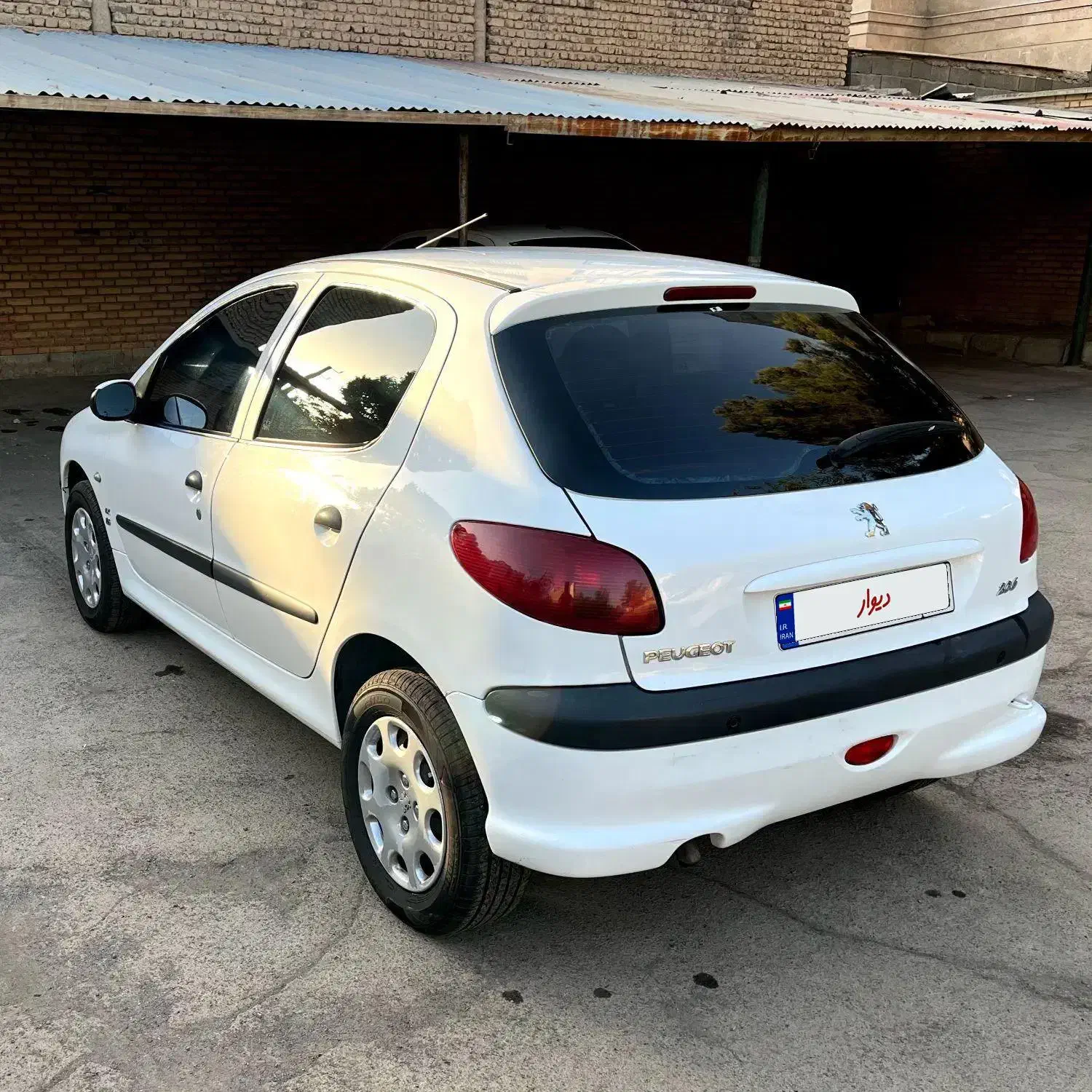 پژو 206 تیپ 5 - 1396