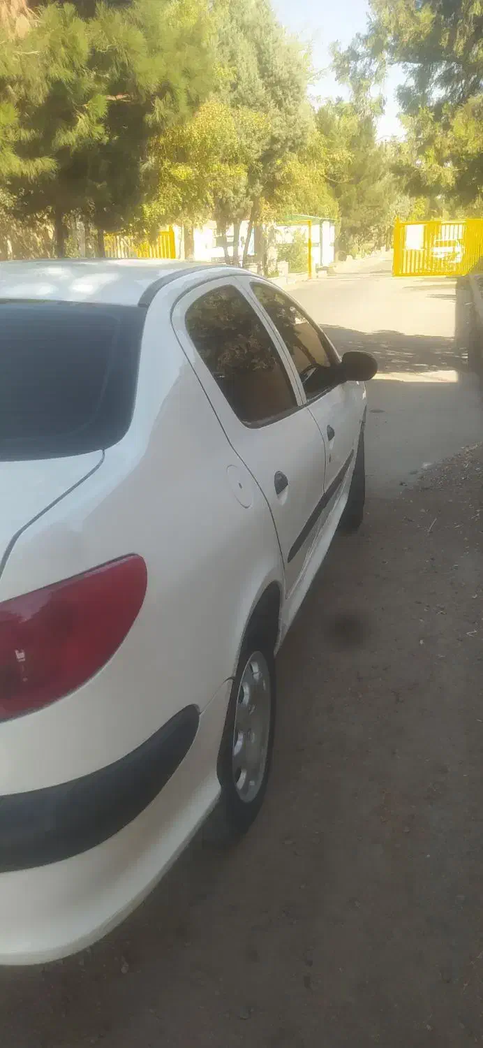 پژو ۲۰۶ صندوق دار v20 - 1390