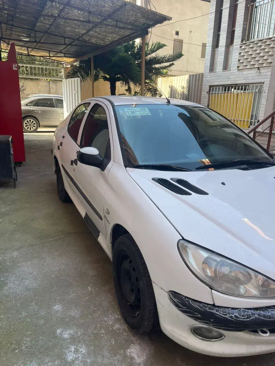 پژو ۲۰۶ صندوق دار v8 - 1393