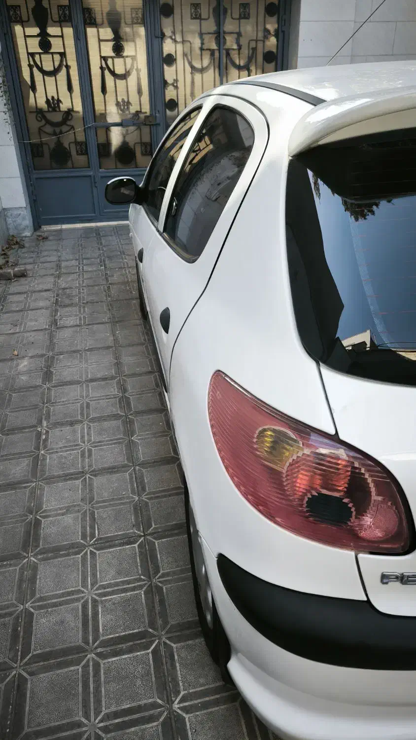 پژو 206 تیپ 5 - 1395