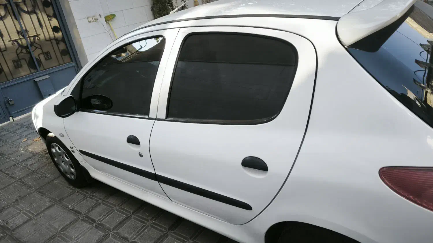 پژو 206 تیپ 5 - 1395