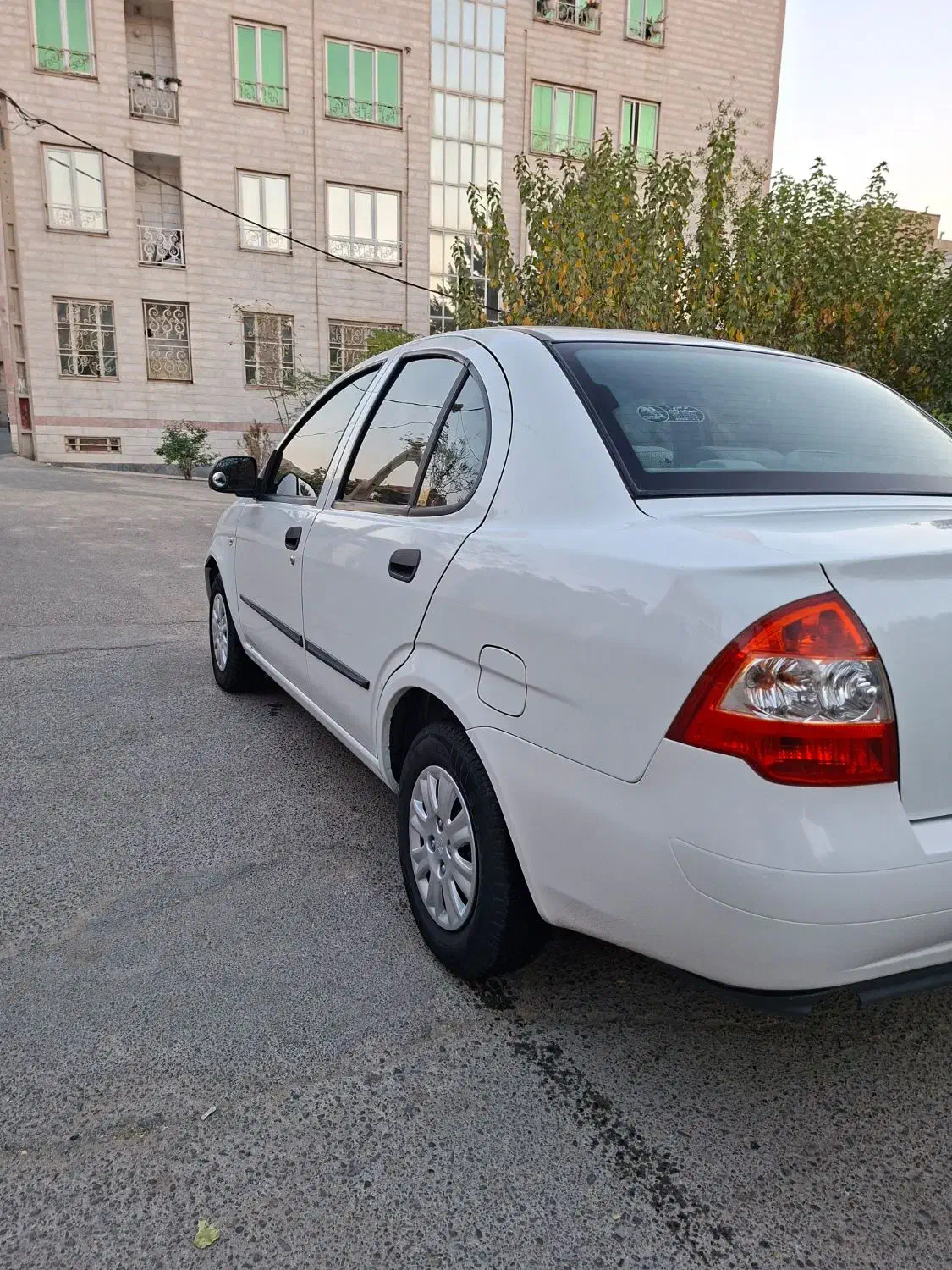 تیبا صندوق دار SX - 1399