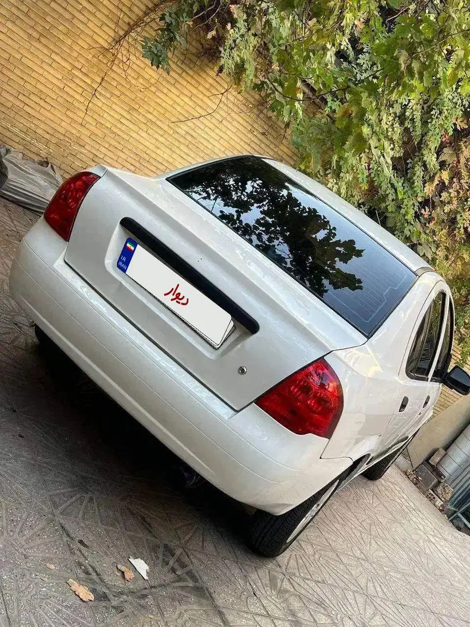 تیبا صندوق دار SX - 1393