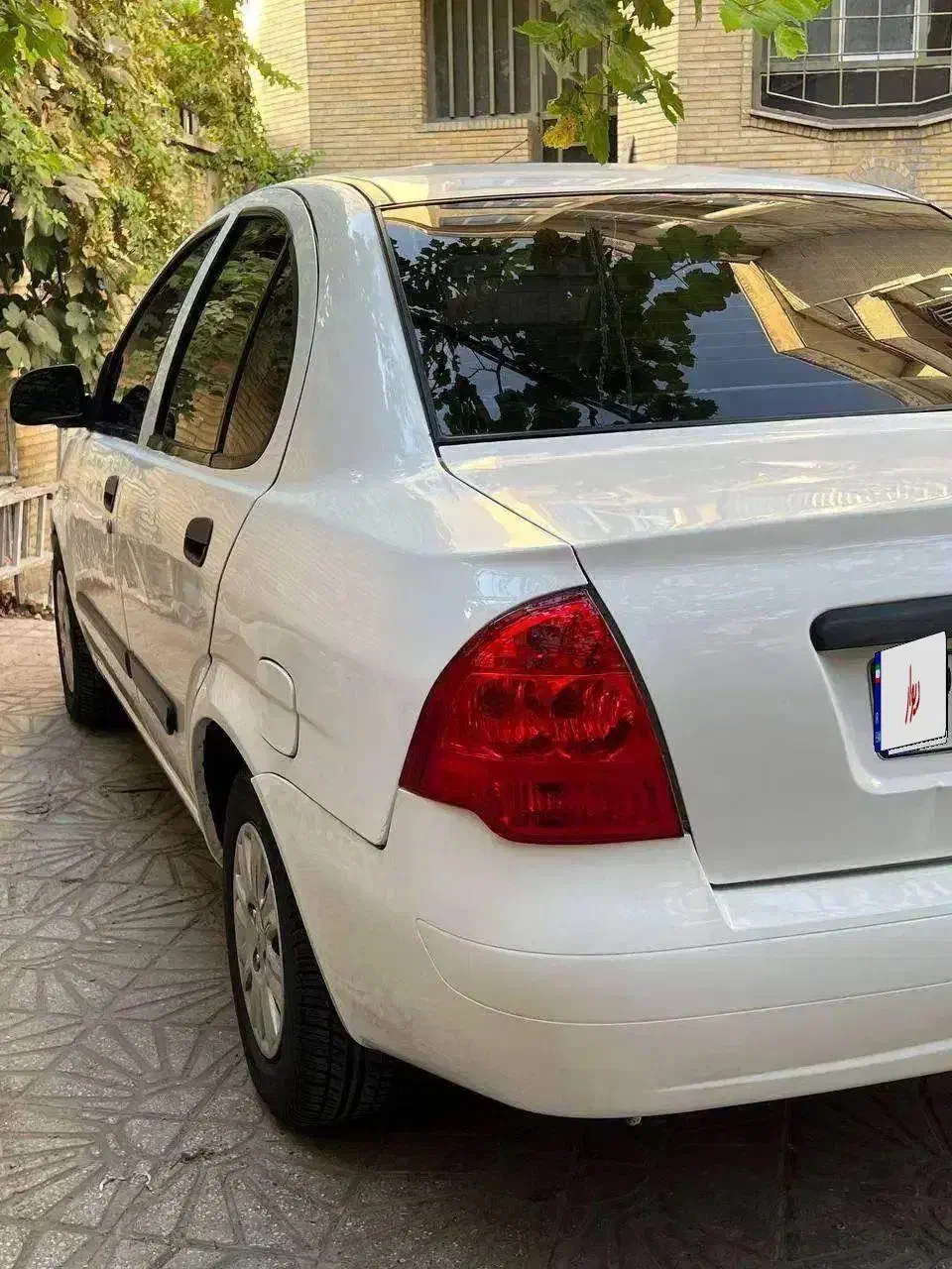 تیبا صندوق دار SX - 1393