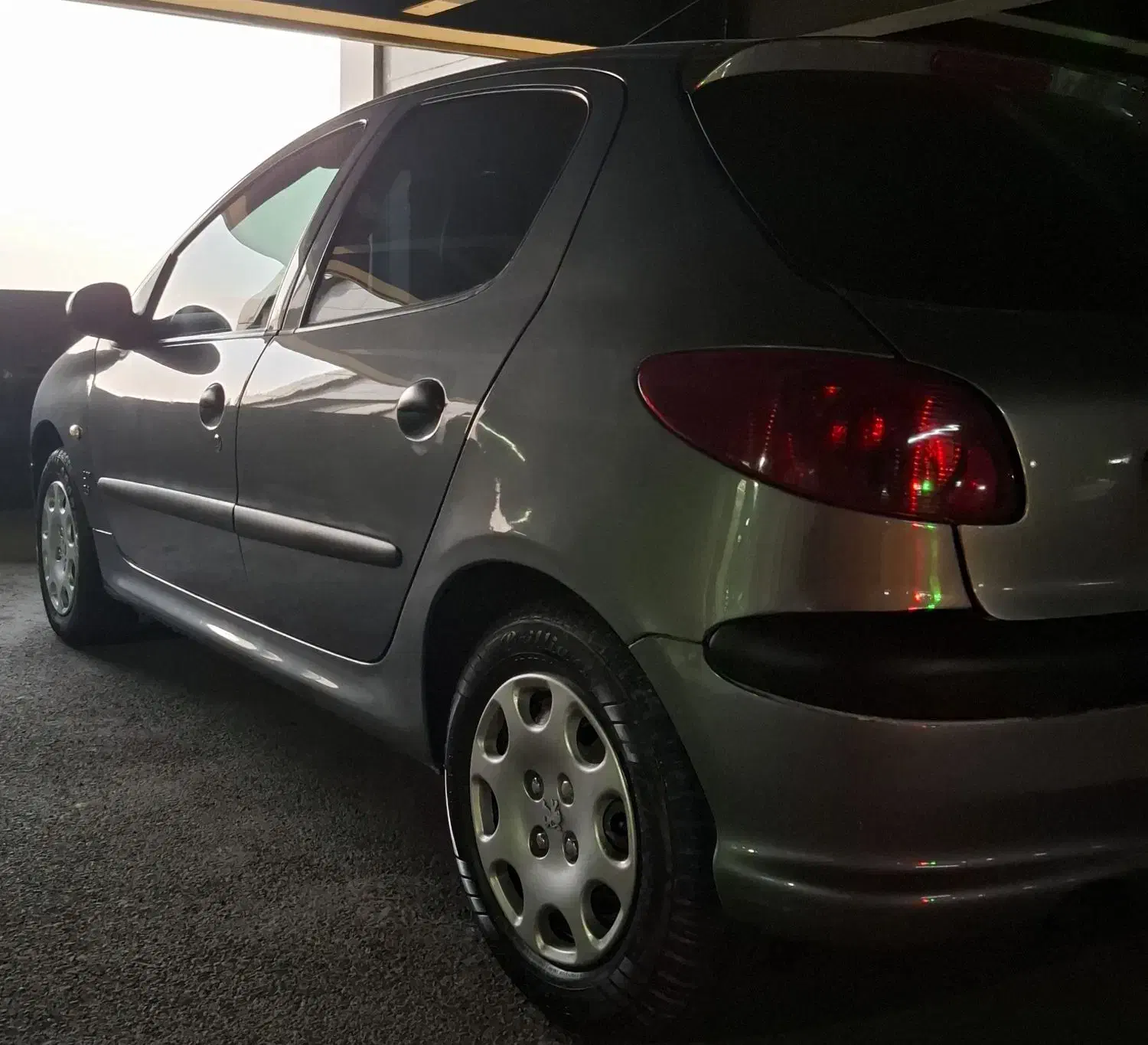 پژو 206 تیپ 5 - 1396