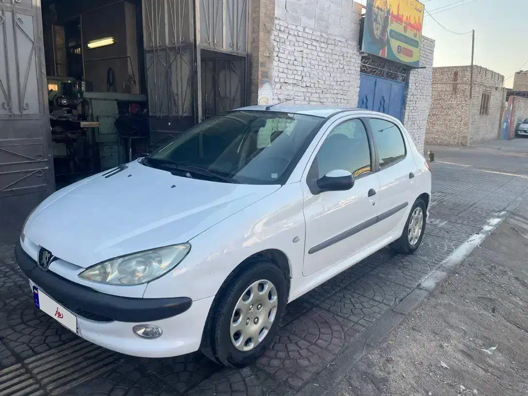 پژو 206 تیپ 3 - 1390