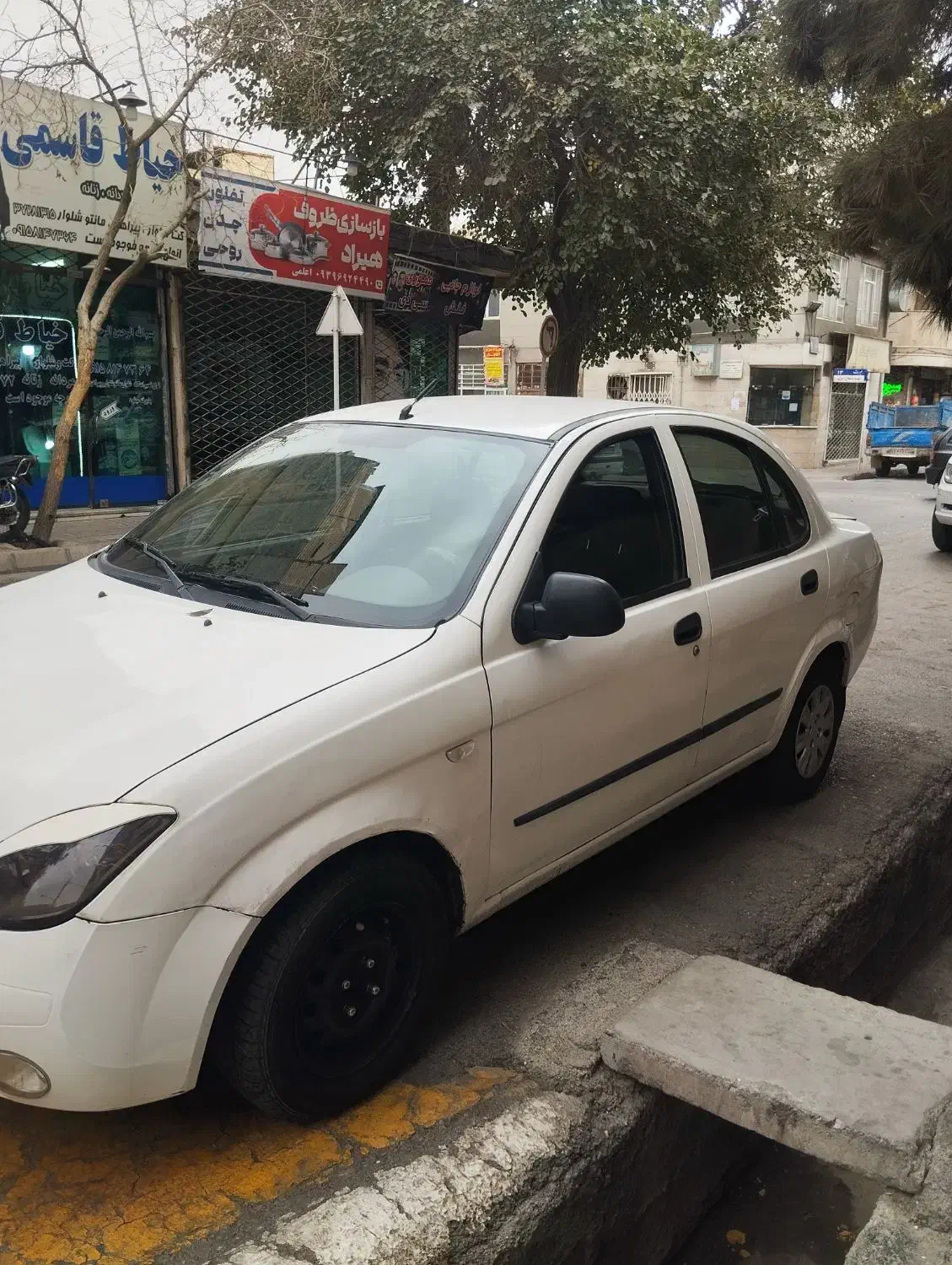 تیبا صندوق دار SX - 1395