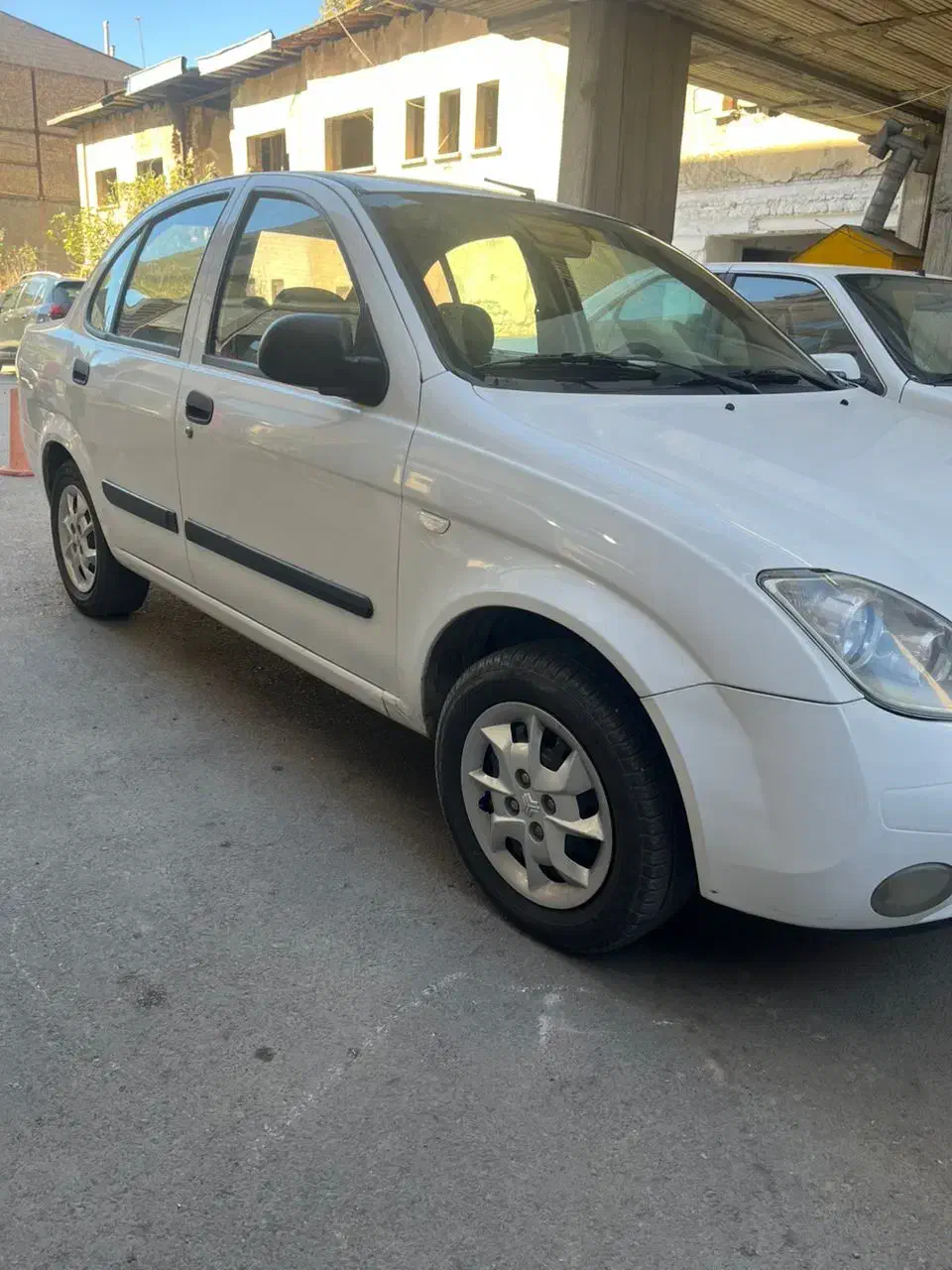 تیبا صندوق دار EX - 1397