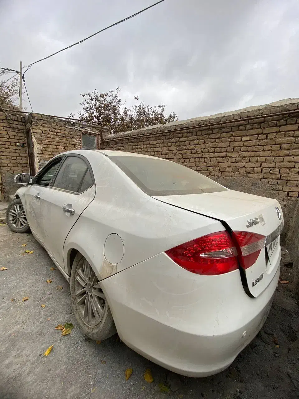 خودرو جک، J5 آگهی ann_20940910