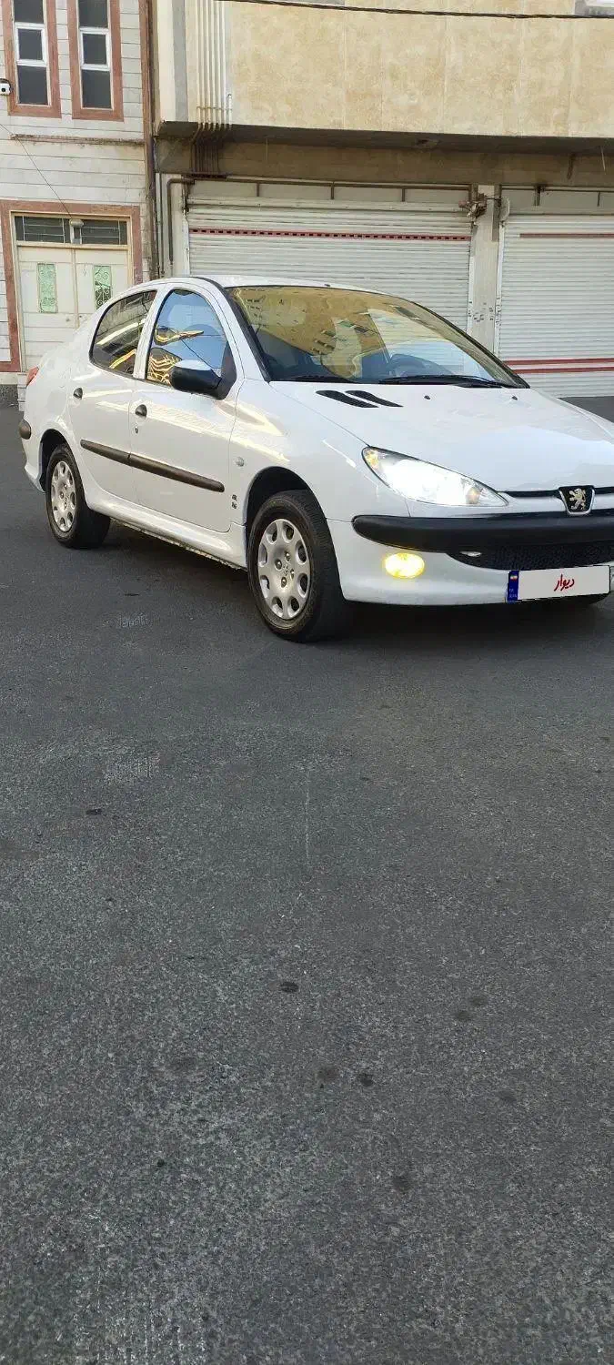 خودرو پژو، ۲۰۶ صندوق دار آگهی ann_20940920