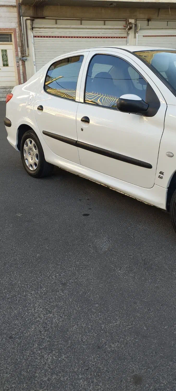 پژو ۲۰۶ صندوق دار v8 - 1393