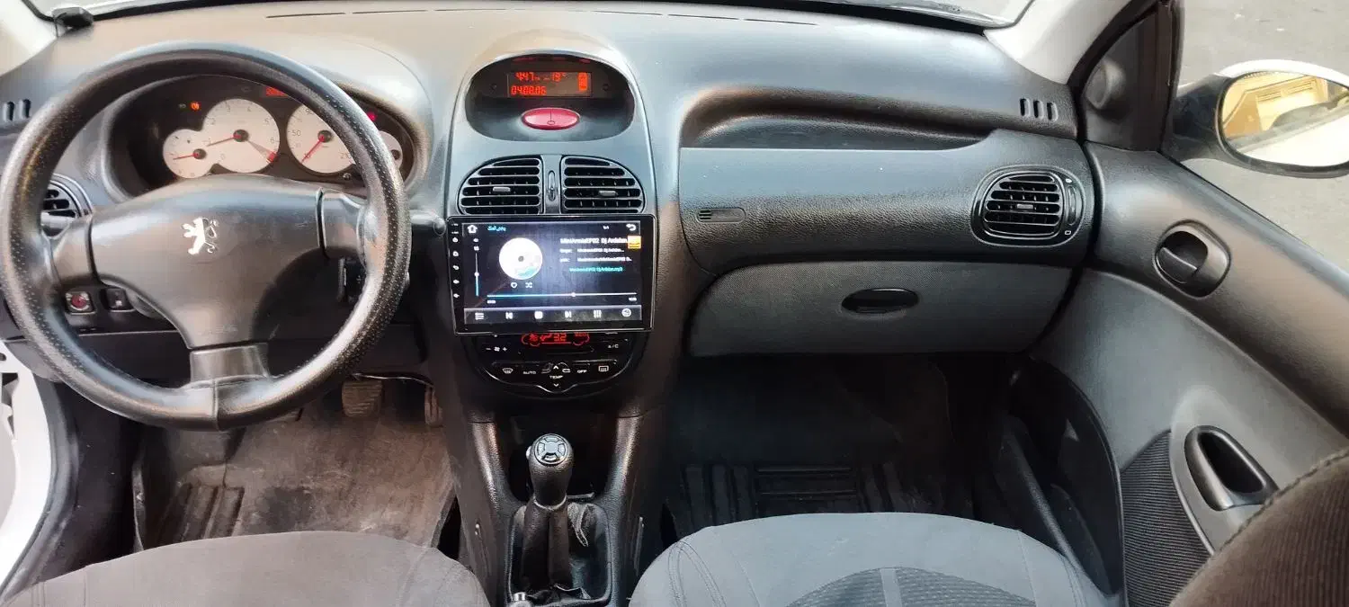 پژو ۲۰۶ صندوق دار v8 - 1393