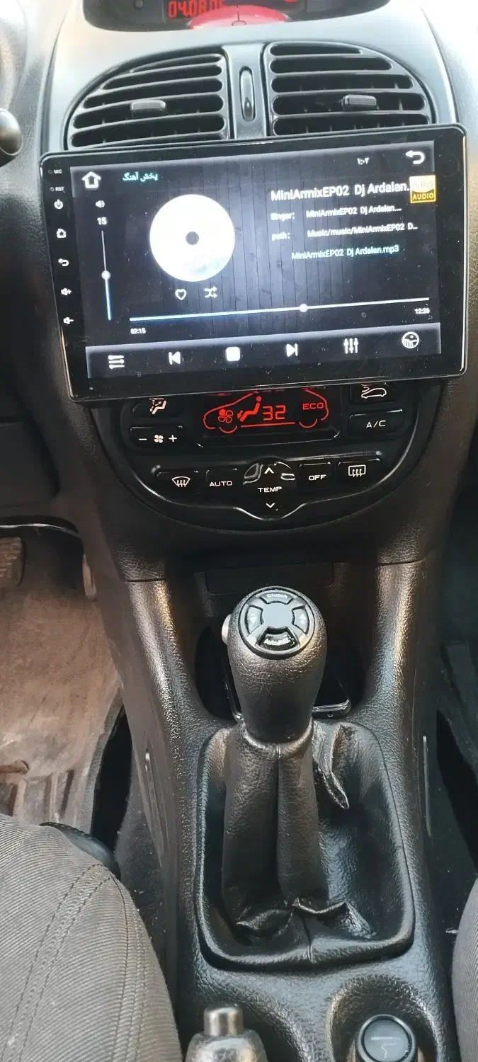 پژو ۲۰۶ صندوق دار v8 - 1393