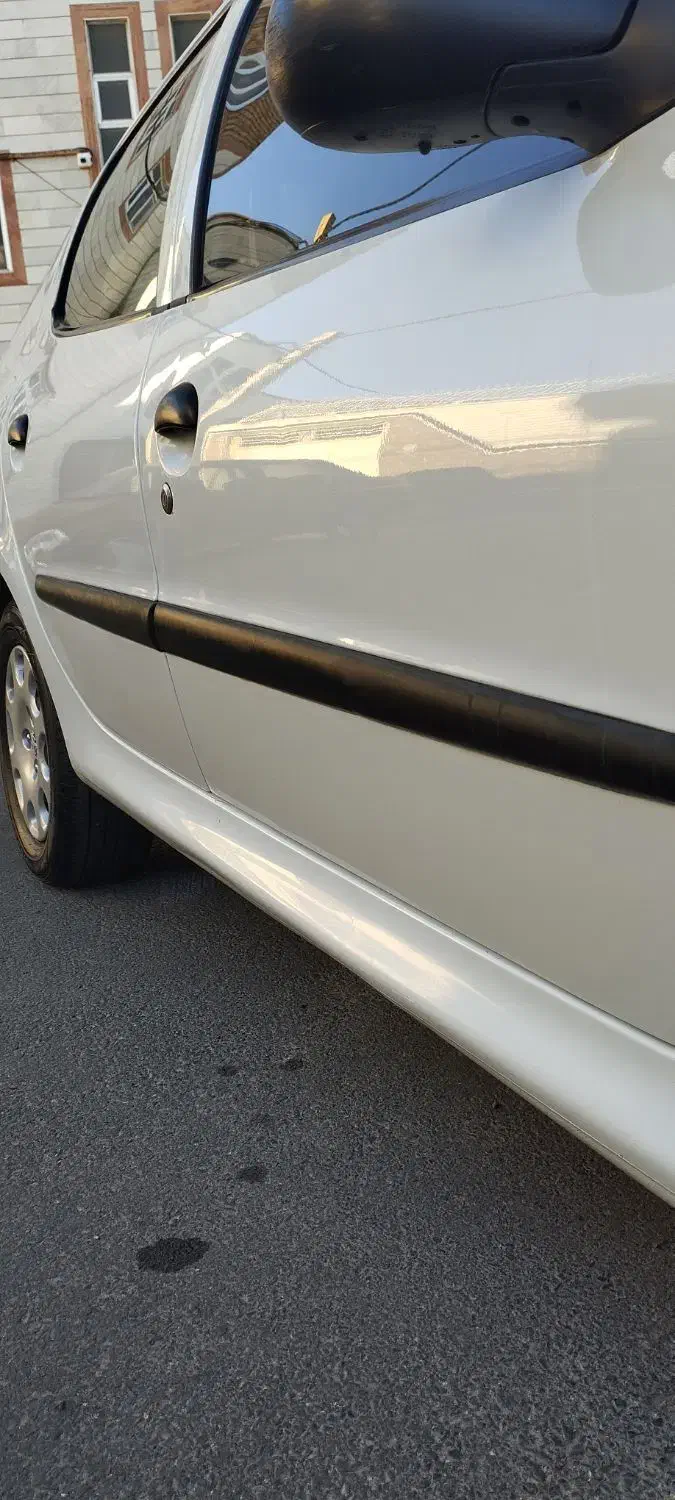 پژو ۲۰۶ صندوق دار v8 - 1393