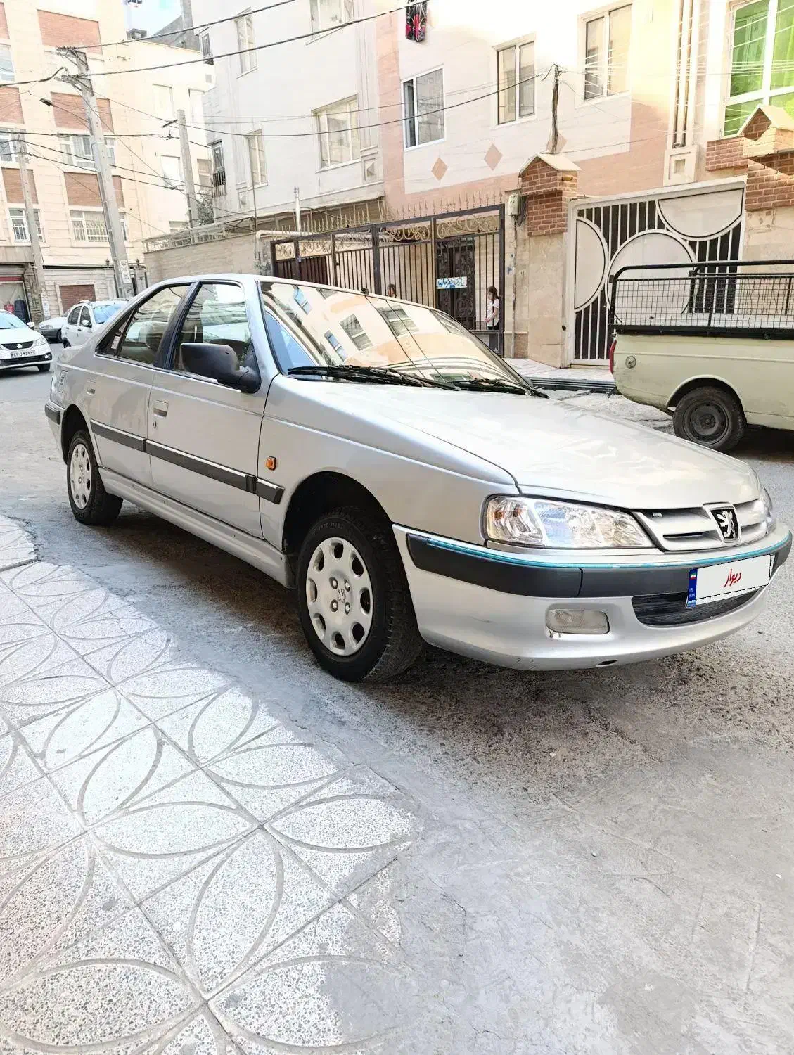 پژو پارس سال - 1385