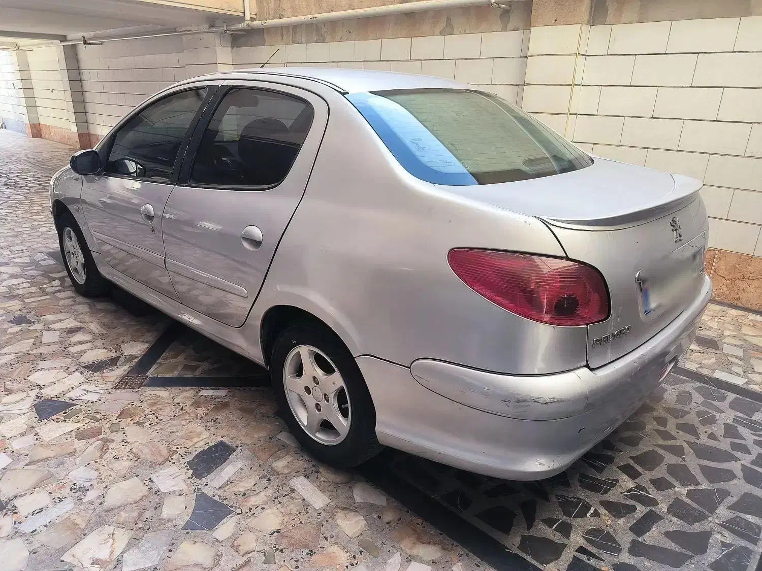 پژو ۲۰۶ صندوق دار v19 - 1389