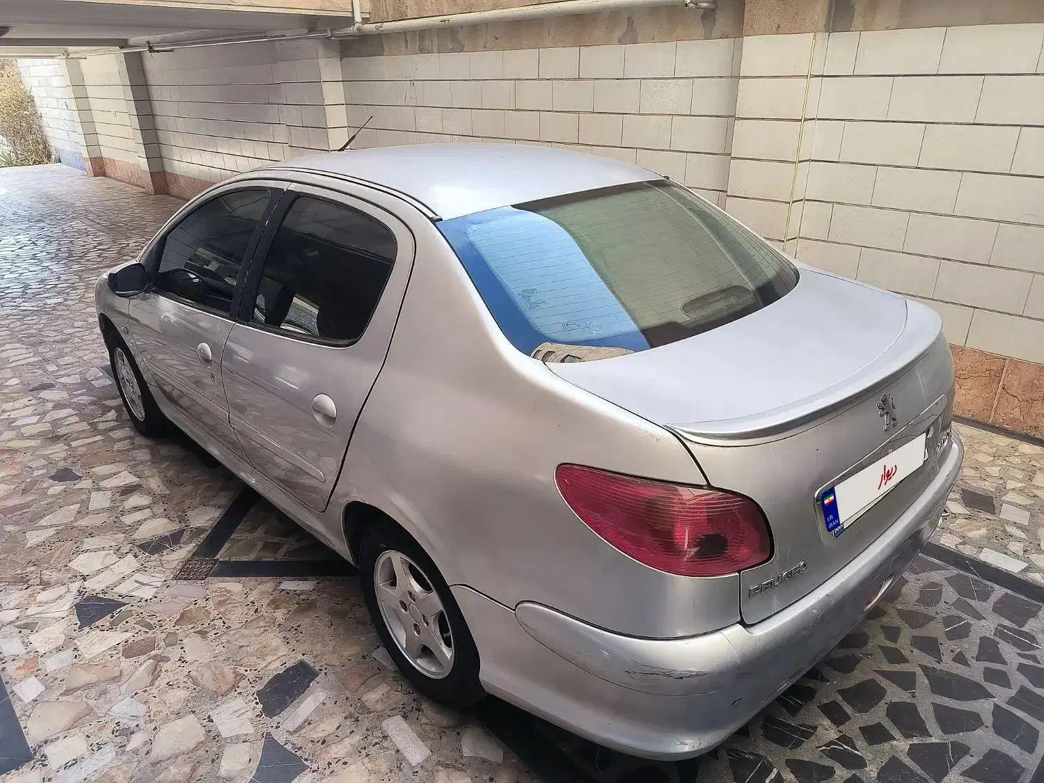 پژو ۲۰۶ صندوق دار v19 - 1389