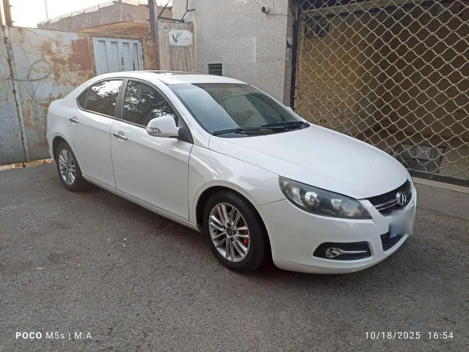 جک J5 اتوماتیک - 1393